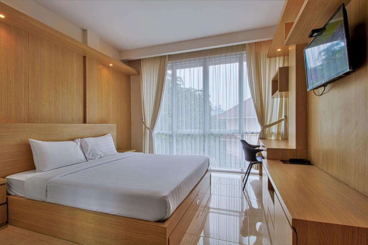 D'Padmaya Residence Джакарта Екстериор снимка