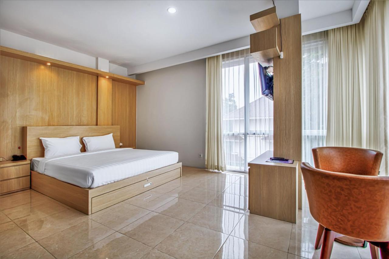 D'Padmaya Residence Джакарта Екстериор снимка
