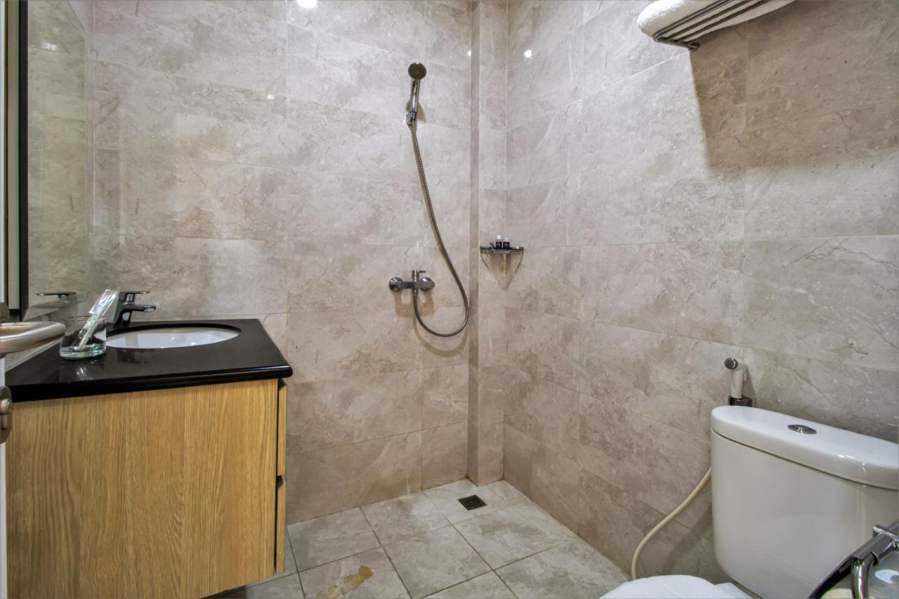 D'Padmaya Residence Джакарта Екстериор снимка