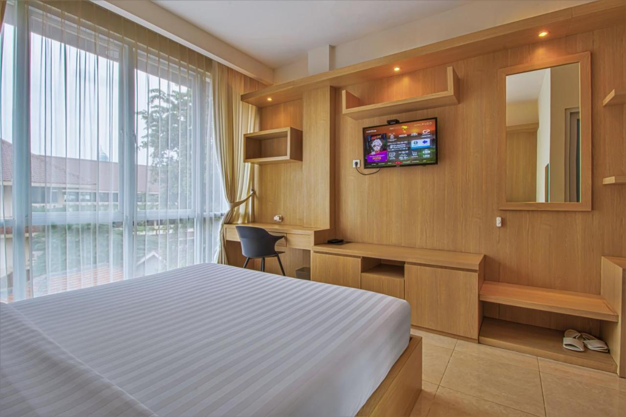D'Padmaya Residence Джакарта Екстериор снимка